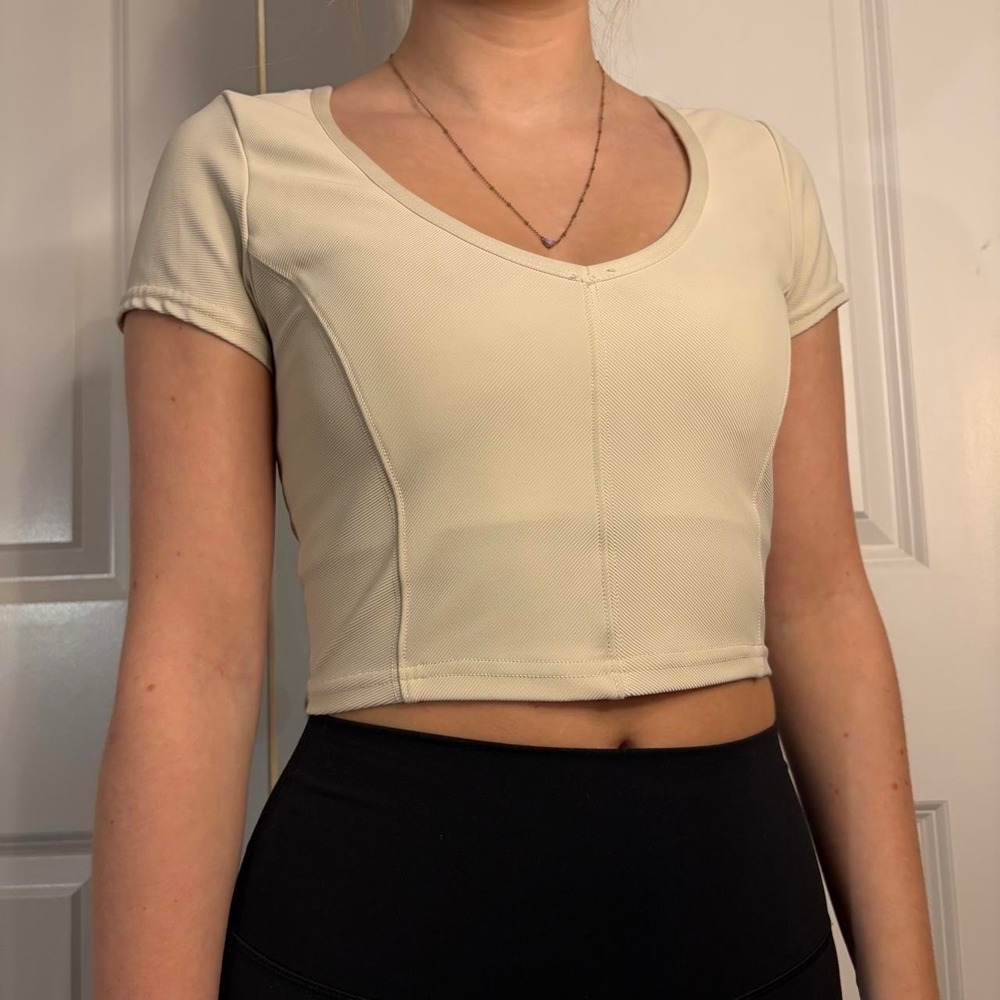 Offline By Aerie Workout Crop Top Activewear Cream Ribbed Shelf Bra Small